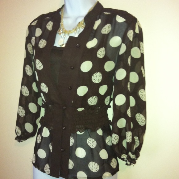 **SOLD**New 2pc Blouse