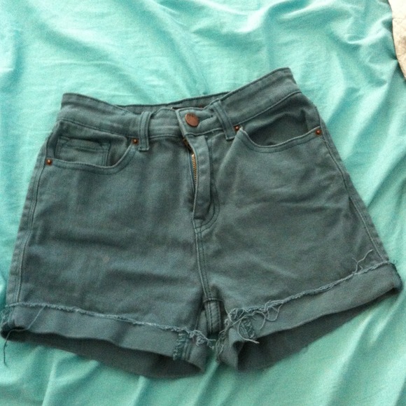 Blue high waisted denim shorts