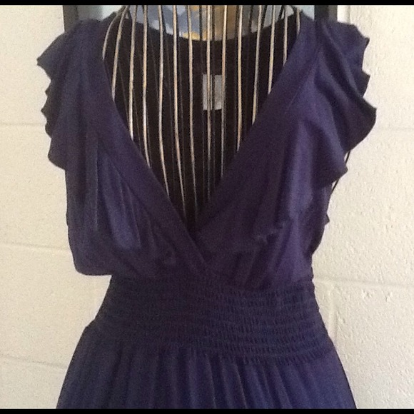 Reduced! Sunday Ruffle Dress - Picture 2 of 4