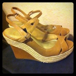 Jessica Simpson cognac wedges size 9