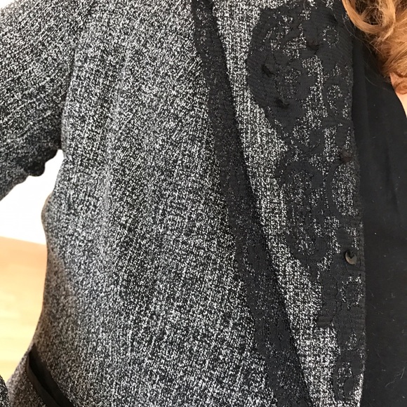 NEW BLaZER W/ LaCE TRIM - Picture 4 of 4