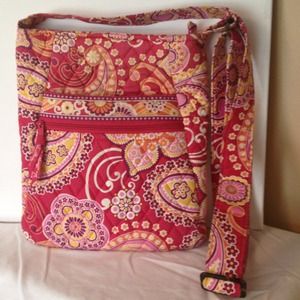 FINAL MARKDOWN-Vera Bradley Crossbody Bag