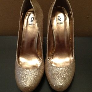 ⏩REDUCED⏪ Bakers glittery pumps!