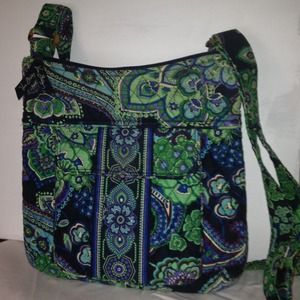 *RESERVED* Vera Bradley Crossbody Bag