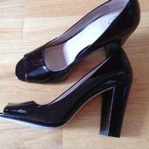 Vince Camuto Shoes - Vince Camuto oxblood patent heels Vince Camuto Shoes - Vince Camuto oxblood patent heels