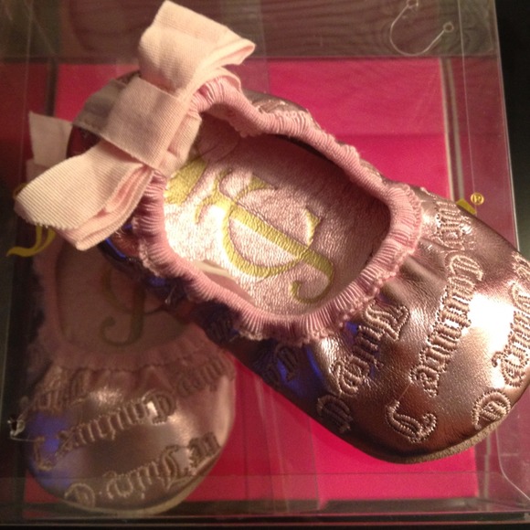 Juicy Couture Baby ballerina slippers - Picture 2 of 4