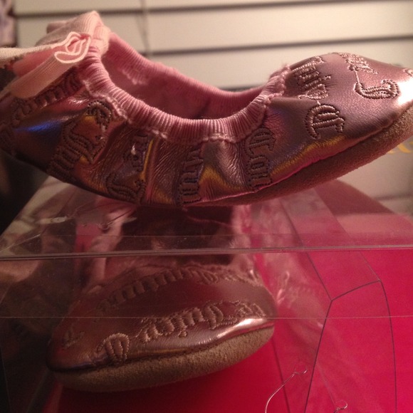Juicy Couture Baby ballerina slippers - Picture 3 of 4