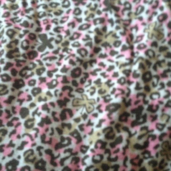Little Girl's PJs. Cheetah print & Butterflies - Picture 3 of 3