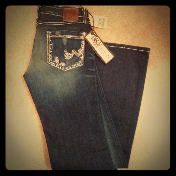 💕Reduced! BKE Stella boot cut jeans