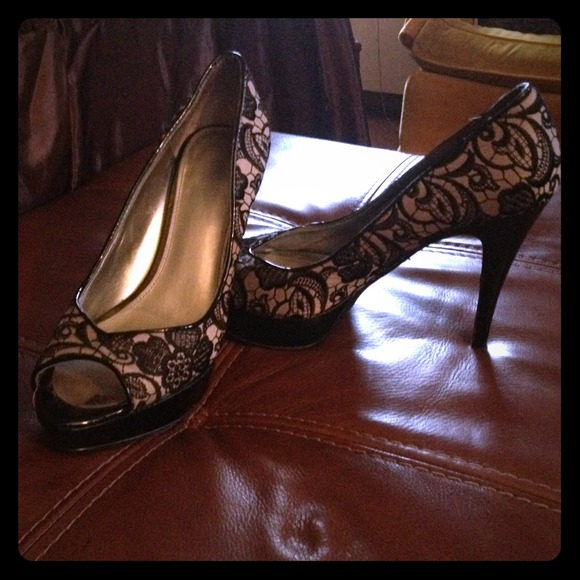 Peep toe heels