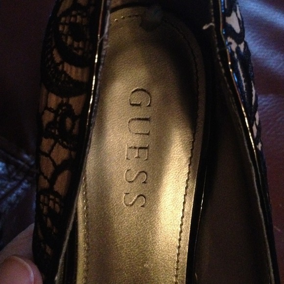 Peep toe heels - Picture 2 of 4