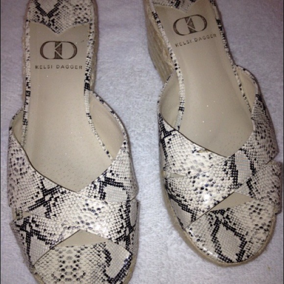 Kelsi Dagger Bianca Wedge Sandal