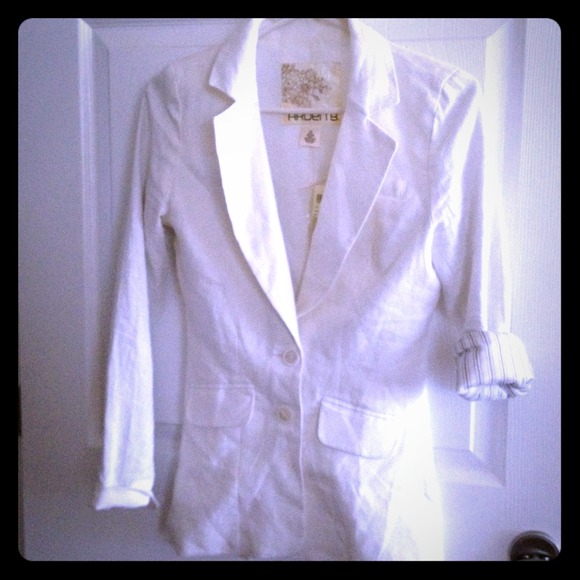 White boyfriend linen blazer!!