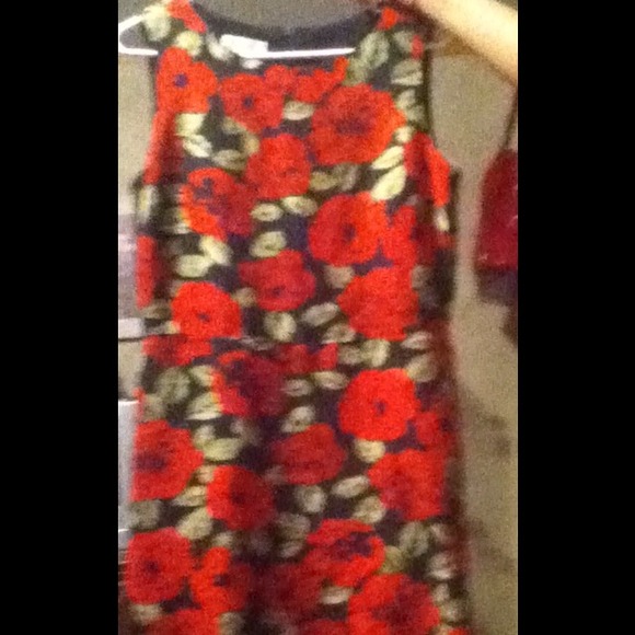 Flower career dress in red