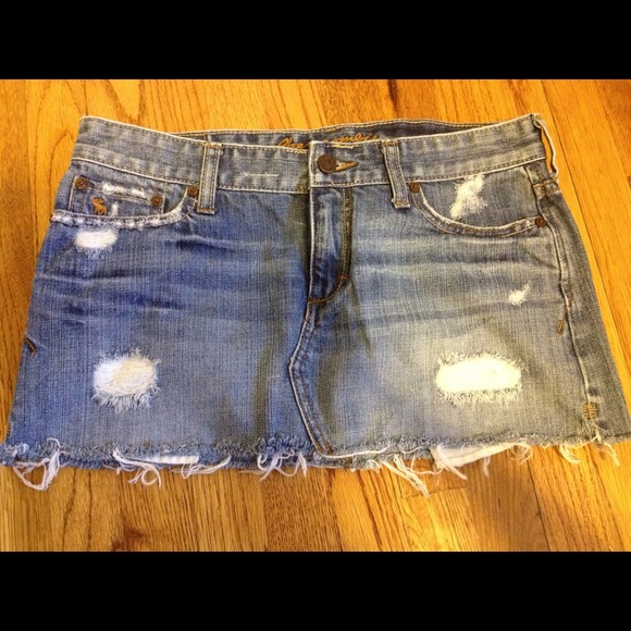 Abercrombie & Fitch denim skirt