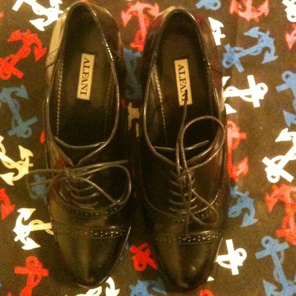 Alfani leather booties size  7 1/2 - Picture 2 of 3