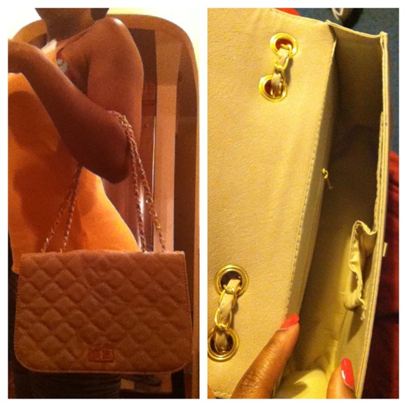 ✨NWT Quilted Purse✨ - Picture 4 of 4
