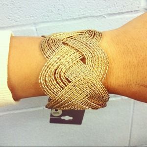 SOLD! NWT Charlotte Russe Bracelet