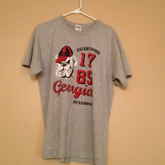 Comfy large georgia bulldogs tshirt