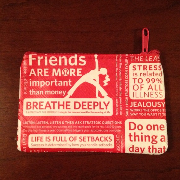 ❌SOLD ❌ - LuLu Lemon - Bag & Zipper Pouch - Picture 3 of 3