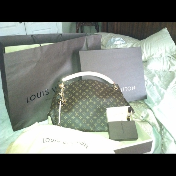 (((((SOLD)))))) LV handbag with purse charm.