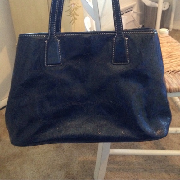 Coach Handbag - Picture 4 of 5