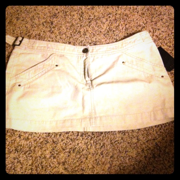 Mini skirt by MNG