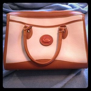 Cream & tan Dooney & Bourke purse