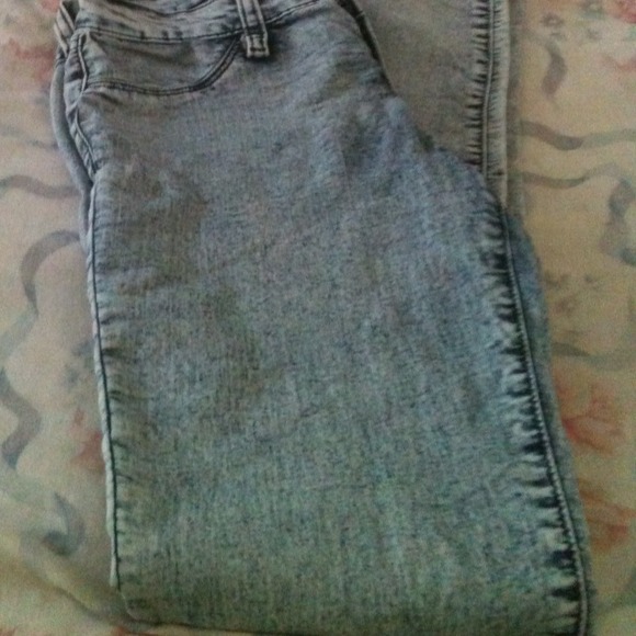 skinny jeans