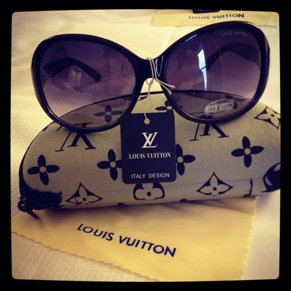 Black LV sunglasses