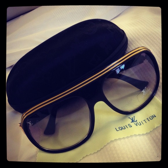 Black LV sunglasses