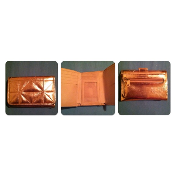 Gold wallet