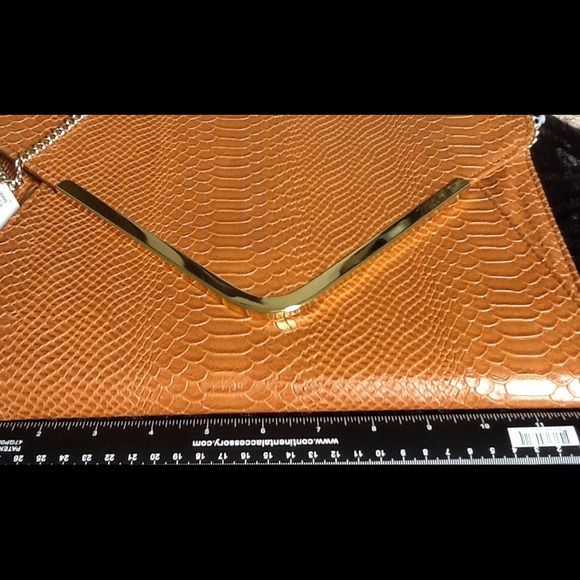 💋💋Steve Madden Clutch -Cognac - Picture 4 of 4