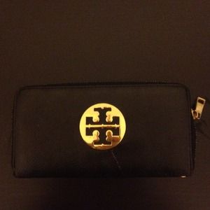 Tory Burch wallet