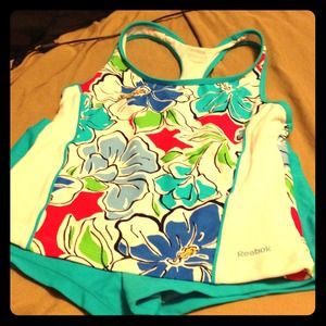 Sporty tankini and boy shorts bottom set