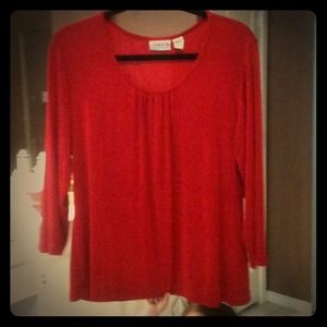 Reserved @Chelseadawg red top, peach sweater.