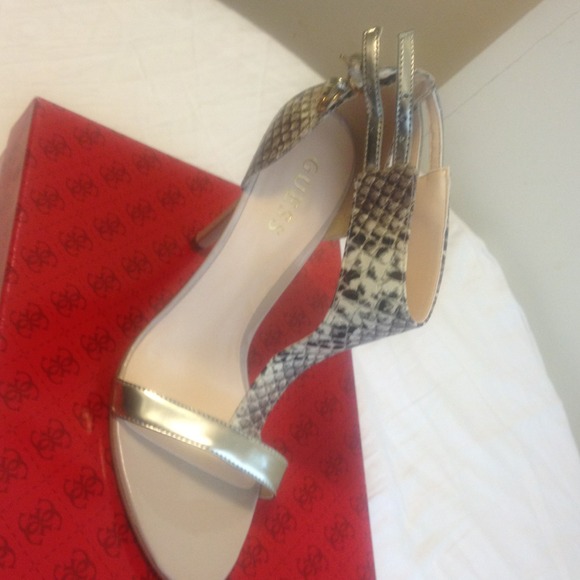 Guess strappy sandals