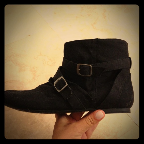 Black boots