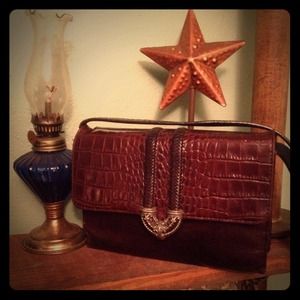 Brighton Cross-body Leather Bag!