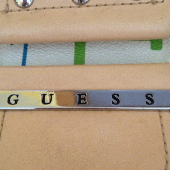 Two guess bags for both price reduced reserved - Picture 3 of 4