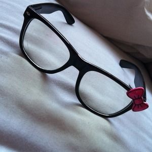 Hello kitty bow glasses