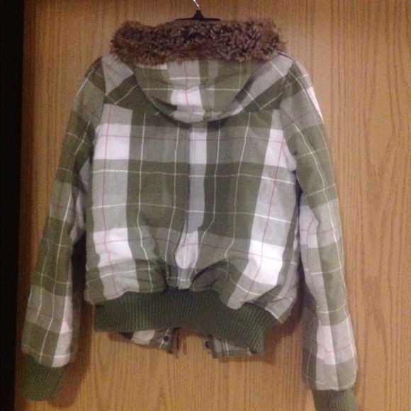 💢SOLD💢Roxy Jacket - Picture 3 of 3