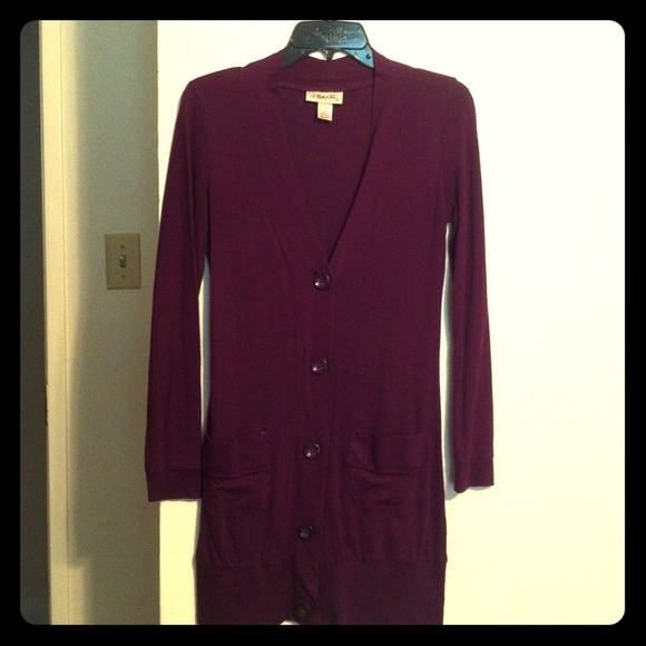 💛*SOLD*Dark purple sweater