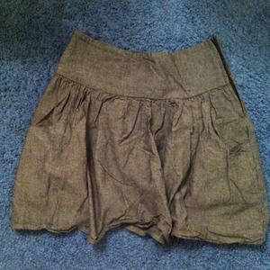 Gray Two Pocket Skirt