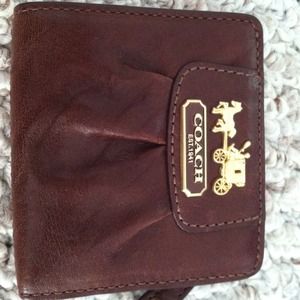 Small coach wallet.***SOLD****