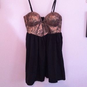Mika & Gala dress with optional straps
