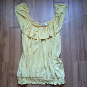 Adorable yellow tank