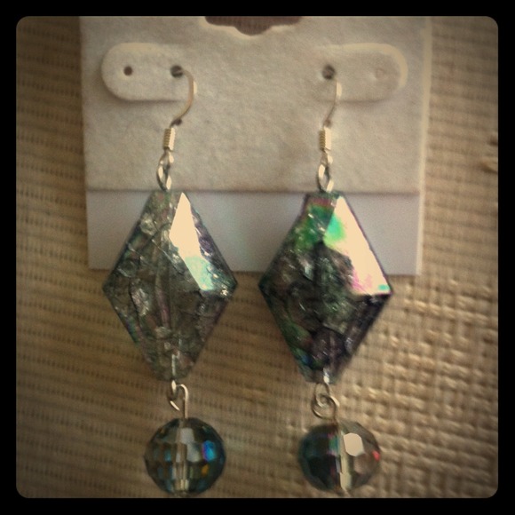 Light Catcher dangle earring