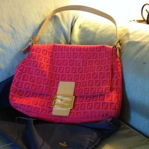 Mama Baguette Handbag! Priced to Sell!!