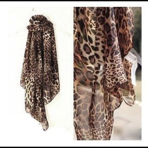 Animal print scarf